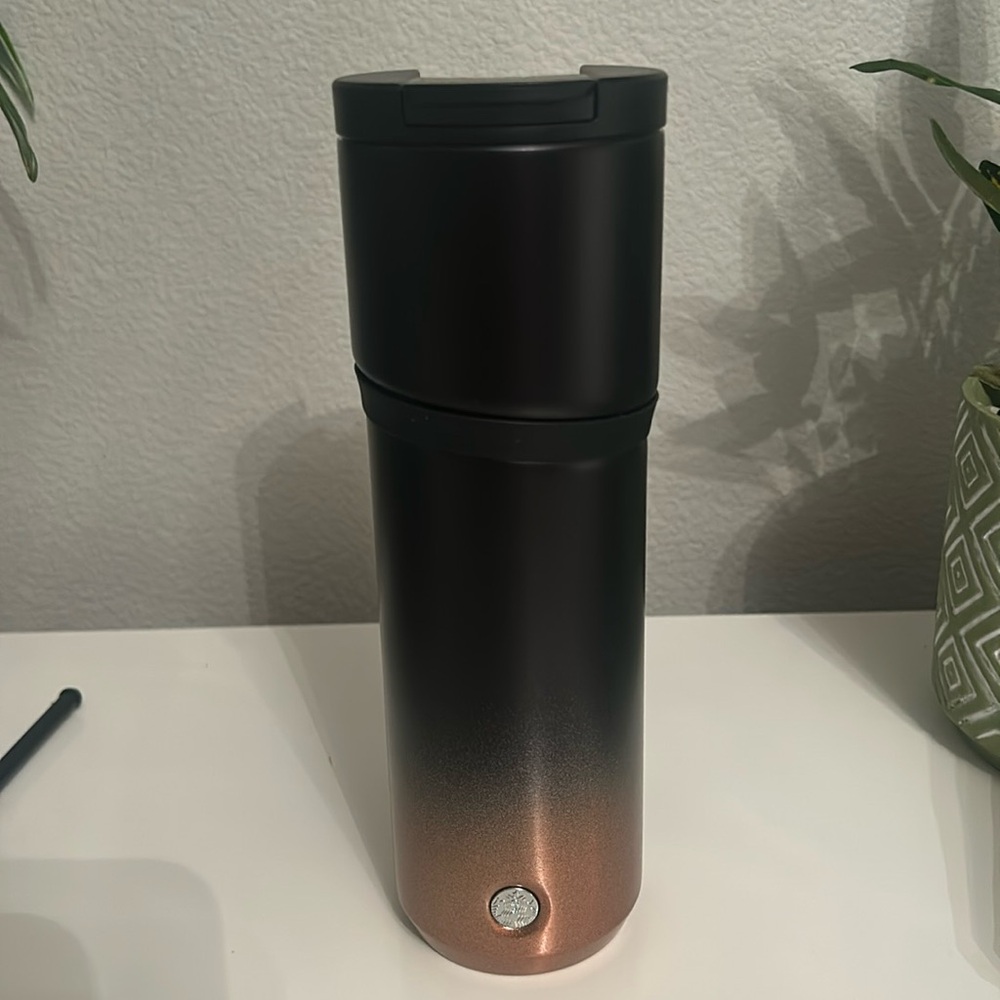 Black and gold ombré Starbucks cup